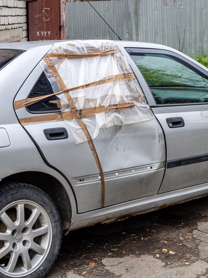 dented car door