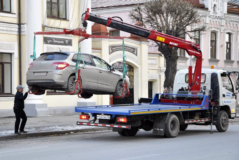 Car Evacuation after the Journey Specialtransport Editorial Stock Image