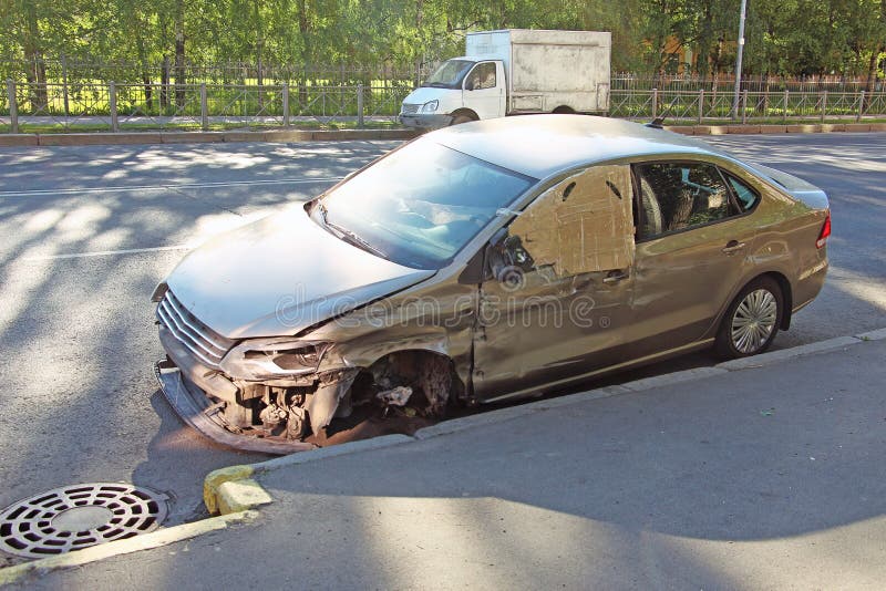 Car without a Front Wheel after an Accident Stock Image Image of