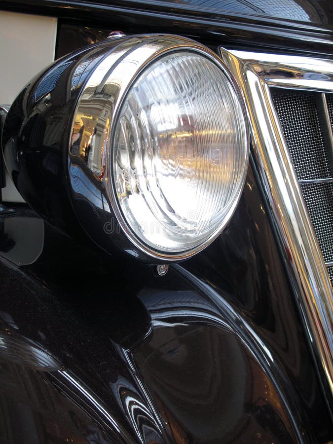 Car Headlight Picture. Image 15127536