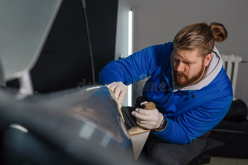 Car Headlight Cleaning with Power Buffer Machine at Service Station