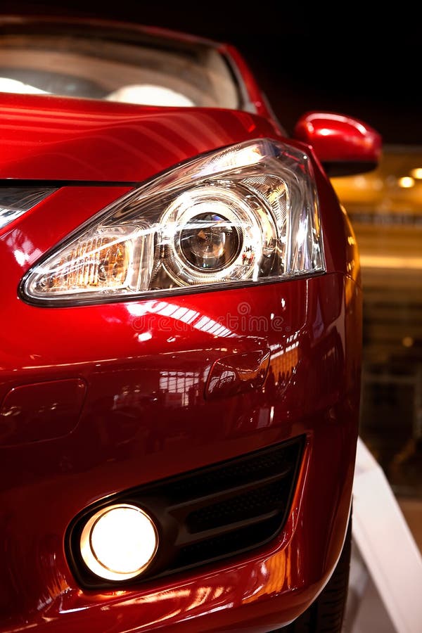Fast moving cars at night stock image. Image of illuminated 27782177