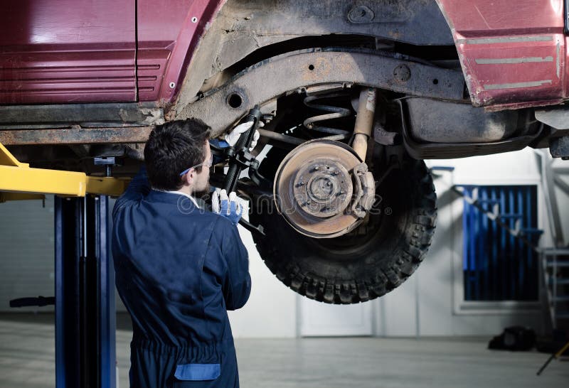 Car mechanic at work