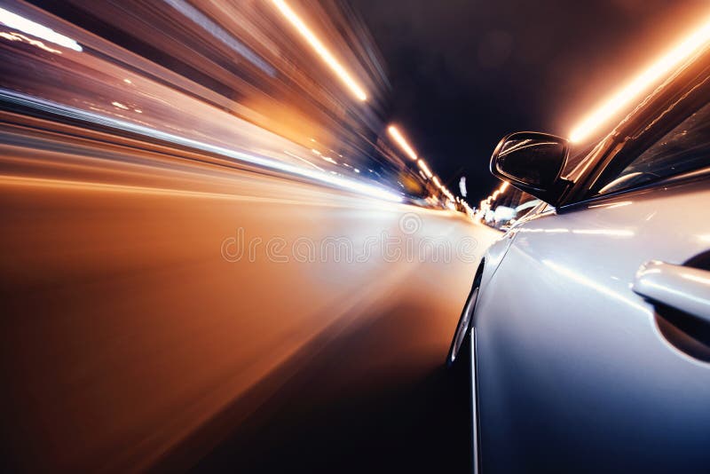 Motion Blur: Cùng cảm nhận độ thôi thúc và tốc độ chóng mặt của những chiếc xe trong ảnh Motion Blur. Bức ảnh sẽ khiến bạn phải ngỡ ngàng và mãn nhãn. 