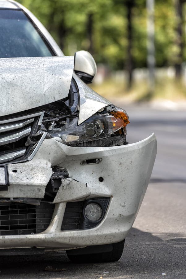 Heavy damage car accident stock photo. Image of vehicle 14927422