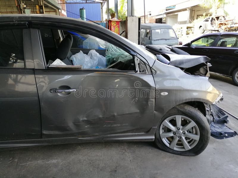 A Car Workshop In Melaka Editorial Image Image Of Fixing 138284705