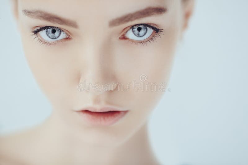 Cara bonita da mulher do jovem adolescente com pele fresca limpa fotografia de stock Cara bonita da mulher do jovem adolescente com pele fresca limpa fotografia de stock