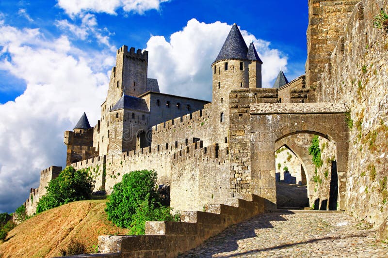 Stredoveké hrady vo Francúzsku Carcassonne, väčšina najväčších forteress v európe.
