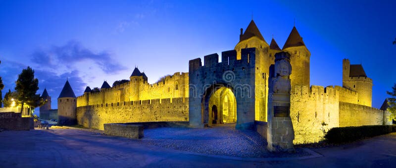carcassonne slott royaltyfria foton carcassonne slott royaltyfria foton