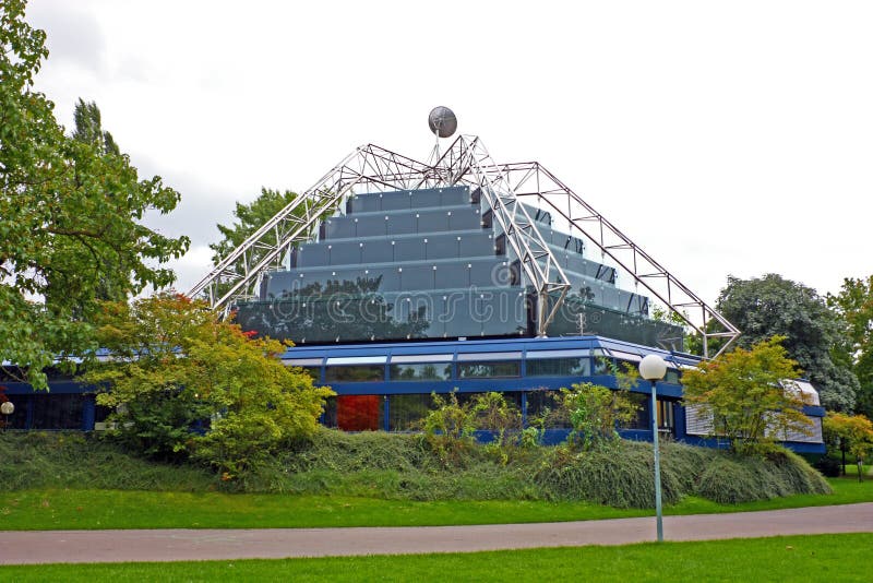 Carl-Zeiss Planetarium Stuttgart stock foto Carl-Zeiss Planetarium Stuttgart stock foto
