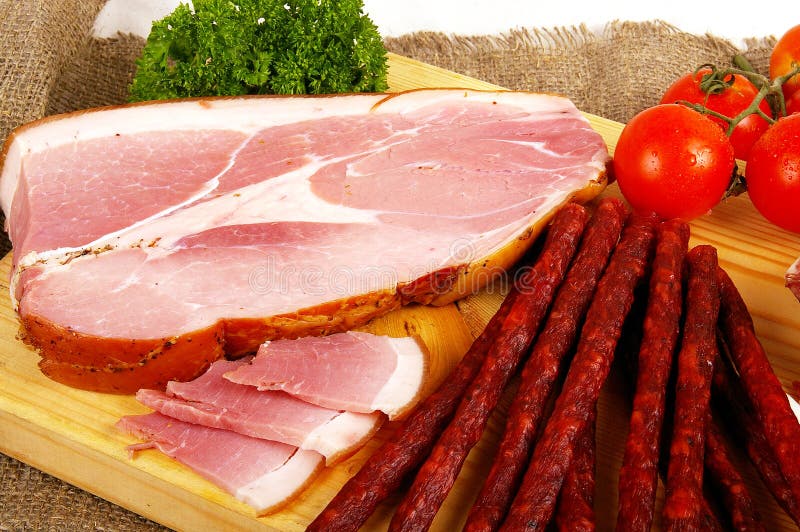 Insaccati e della carne - pasto molto popolare a molta gente