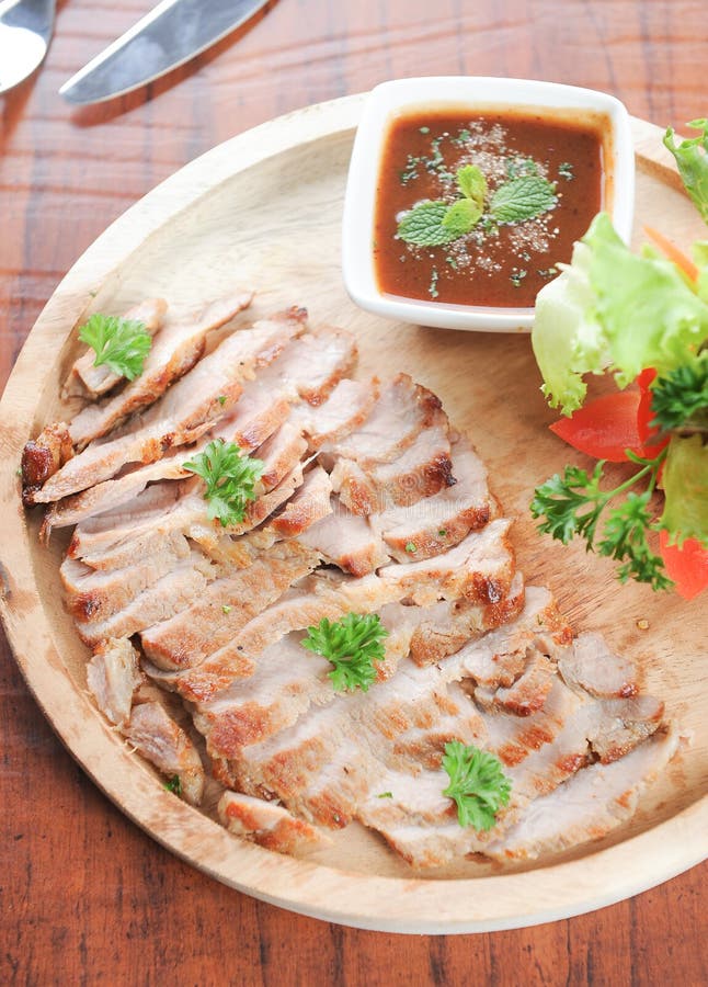 Carne cortada do assado imagens de stock royalty free Carne cortada do assado imagens de stock royalty free