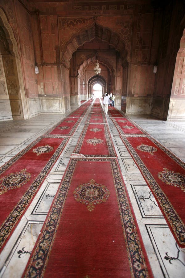 Carpets in corridor, Jama Masjid