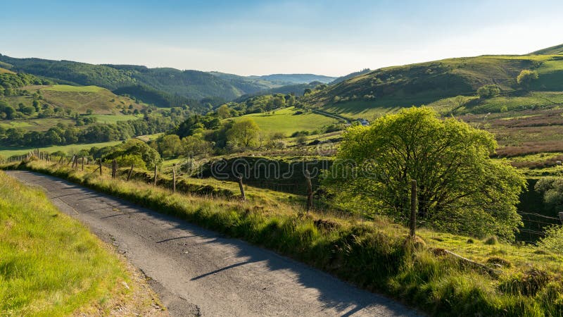 Carretera nacional en País de Gales imágenes de archivo libres de regalías Carretera nacional en País de Gales imágenes de archivo libres de regalías