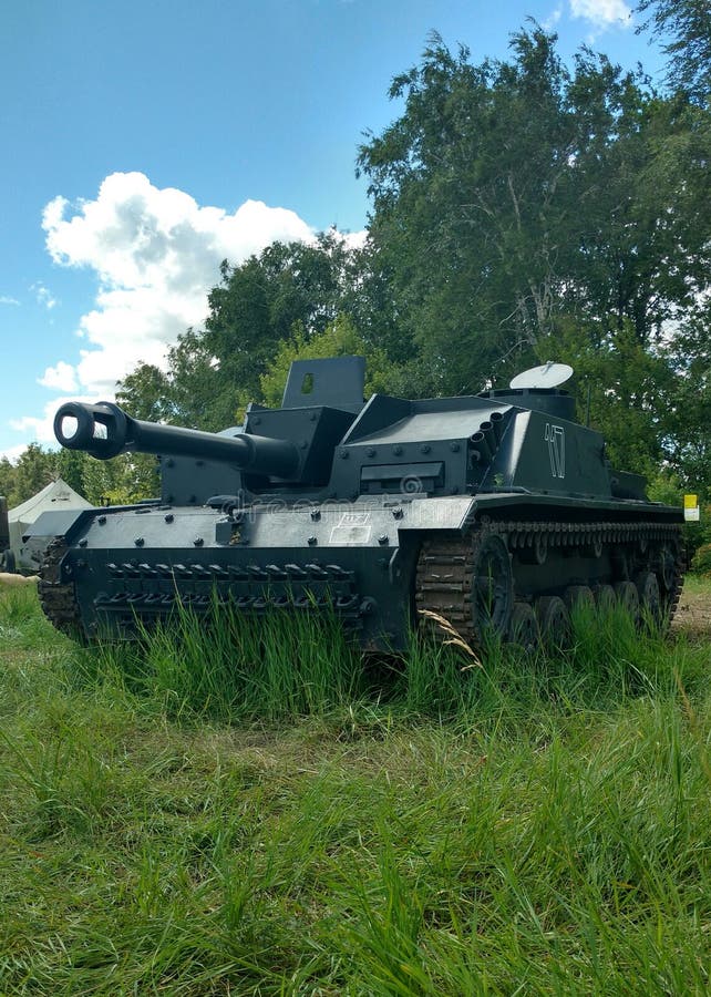 Mosca Russia 02 02 2008 : Modello Di Un Carro Armato Tedesco Nel Museo Delle Forze Armate Monumento Alla Seconda Guerra Mondiale Con L Image201766488 - Foto 9