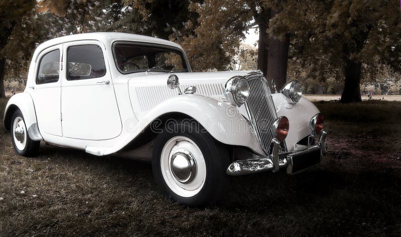 Carro do casamento do vintage fotos de stock Carro do casamento do vintage fotos de stock