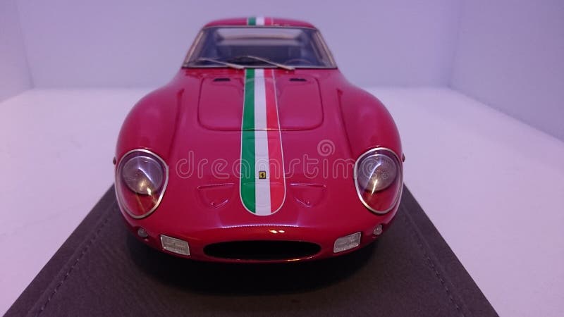 Carro italiano clássico do dia da imprensa de Ferrari 250GTO imagem de stock royalty free Carro italiano clássico do dia da imprensa de Ferrari 250GTO imagem de stock royalty free