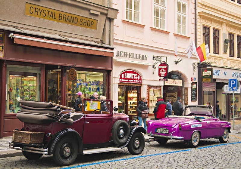 Carro velho imagens de stock royalty free Carro velho imagens de stock royalty free