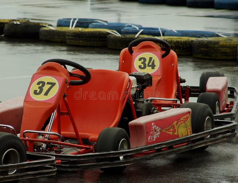 7.200+ Carros De Corrida Desenho fotos de stock, imagens e fotos