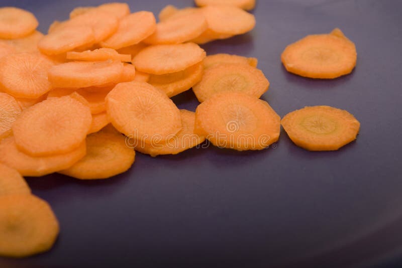 Carrot, sliced by circles