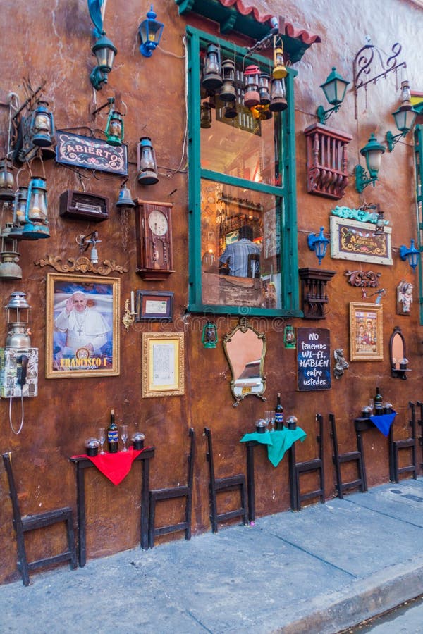 CARTAGENA, KOLUMBIEN - 27. AUGUST 2015: Steakhouse Marzola Parrilla Argentinien exteri stockfoto CARTAGENA, KOLUMBIEN - 27. AUGUST 2015: Steakhouse Marzola Parrilla Argentinien exteri stockfoto