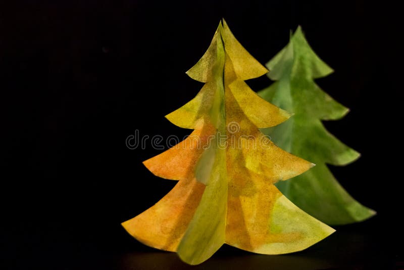 Cartolina d'annata di Natale con il vero albero di Natale di carta Scherza l'illustrazione originale della mano di art Nuovo anno fotografia stock Cartolina d'annata di Natale con il vero albero di Natale di carta Scherza l'illustrazione originale della mano di art Nuovo anno fotografia stock