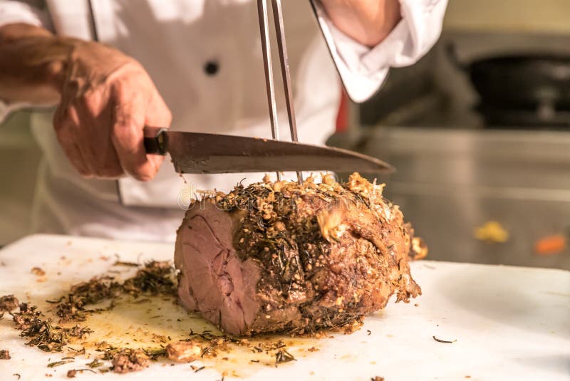 145 Roast Beef Meat Joint Carving Stock Photos Free & RoyaltyFree