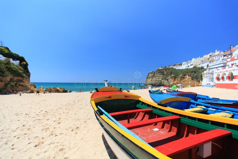 Carvoeiro na Algarve w Portugalia obraz stock Carvoeiro na Algarve w Portugalia obraz stock