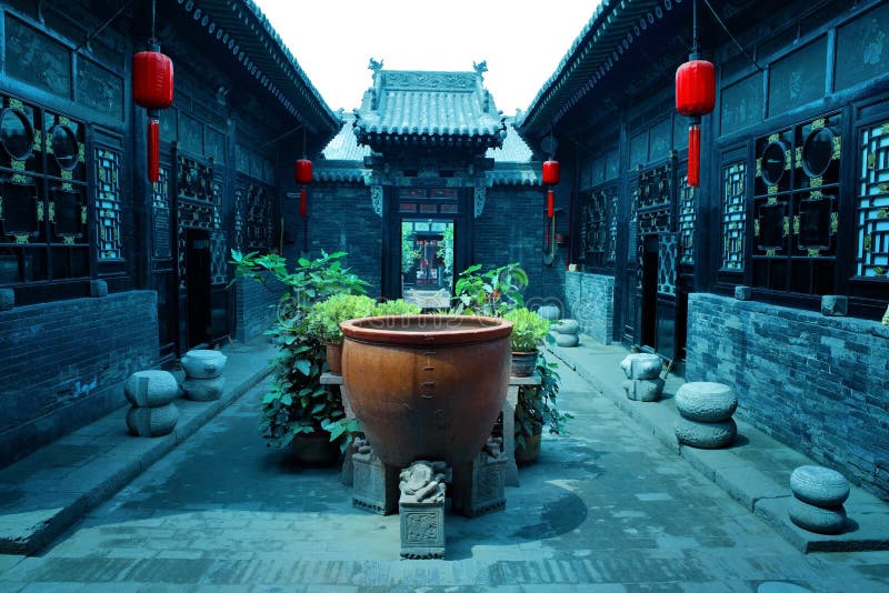 Casa china del patio imagen de archivo. Imagen de patio 16923117