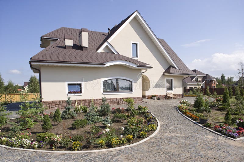 Linda casa de campo imagens de stock royalty free