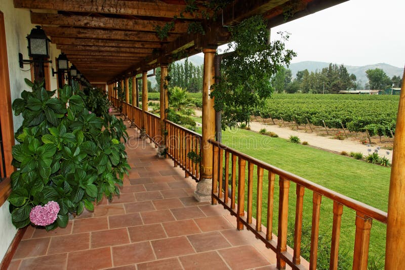 Casa no País do Vinho, Chile imagem de stock