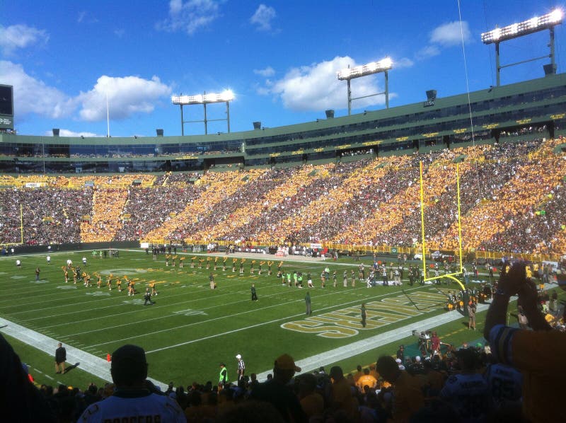 Casa del campo di Lambeau degli imballatori di GreenBay fotografia stock libera da diritti Casa del campo di Lambeau degli imballatori di GreenBay fotografia stock libera da diritti