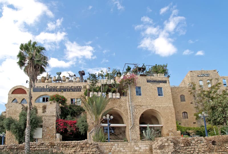 A casa e a galeria do museu do artista israelita Ilana Goo foto de stock A casa e a galeria do museu do artista israelita Ilana Goo foto de stock