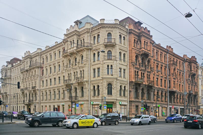 Casa rentável de Muruzi em St Petersburg, Rússia