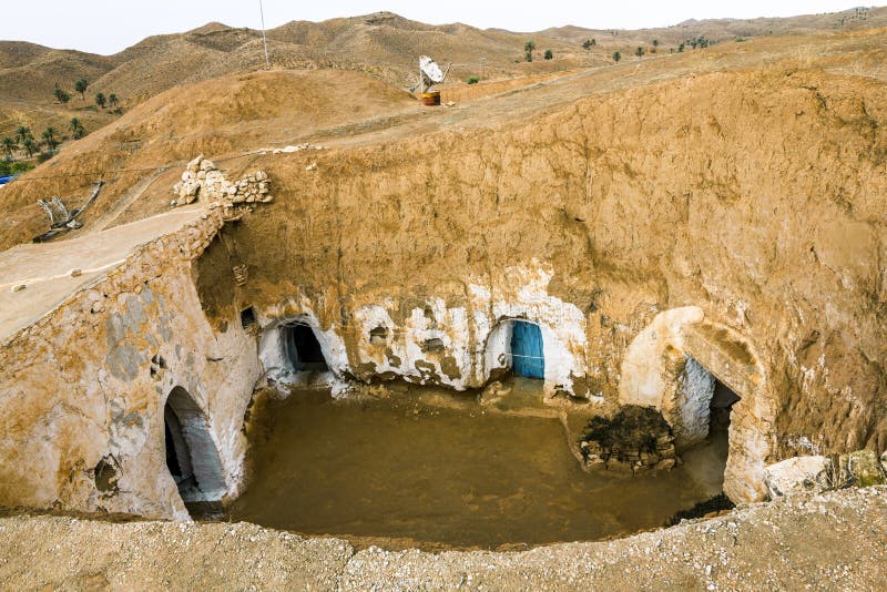 Underground House of trogladites in the desert of Tunisia,Matmata. Underground House of trogladites in the desert of Tunisia,Matmata