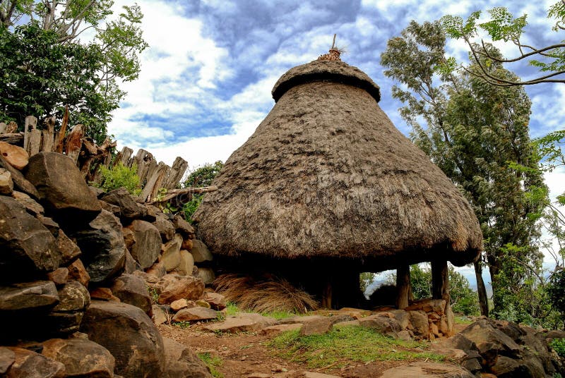 Casa tradizionale della tribù di Konso, Etiopia immagini stock Casa tradizionale della tribù di Konso, Etiopia immagini stock