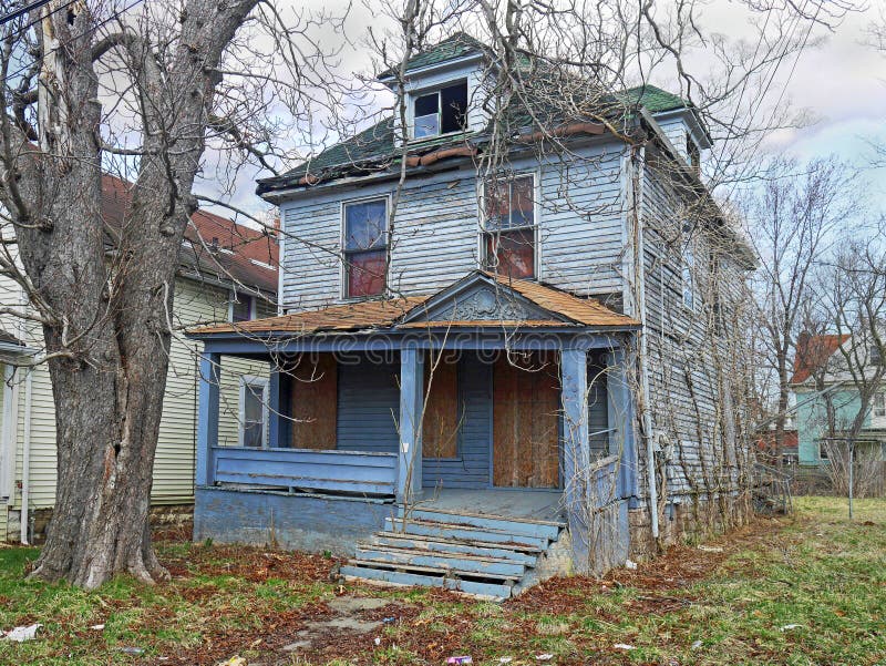 Casa antiga abandonada imagens de stock