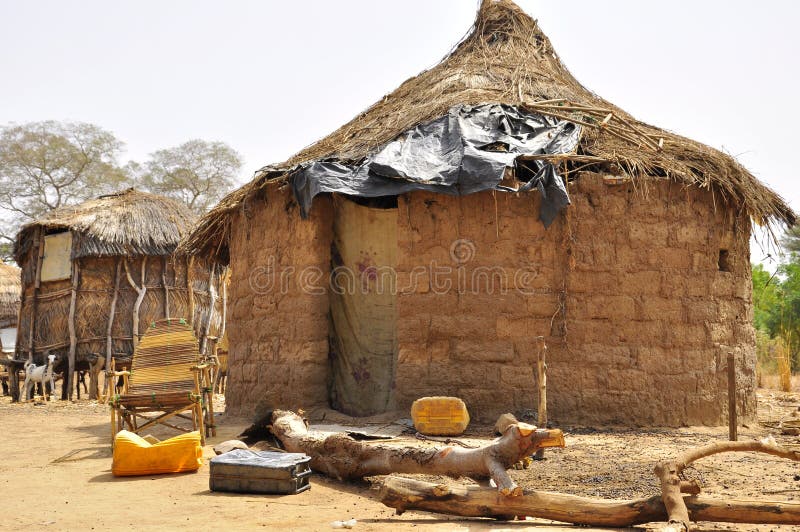 Casas africanas tradicionales de la aldea en Niger foto de archivo Casas africanas tradicionales de la aldea en Niger foto de archivo