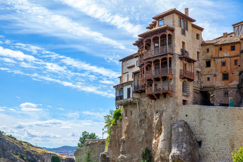 Casas colgantes de cuenca foto de archivo. Imagen ciudad - 221491838