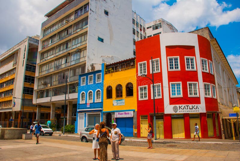 Casas coloniales coloridas en el distrito hist?rico de Pelourinho El centro hist?rico de Salvador, Bah?a, el Brasil fotografía de archivo Casas coloniales coloridas en el distrito hist?rico de Pelourinho El centro hist?rico de Salvador, Bah?a, el Brasil fotografía de archivo