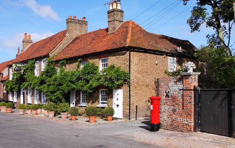 Casas De Campo Inglesas Tradicionais Da Vila Foto de Stock Imagem de