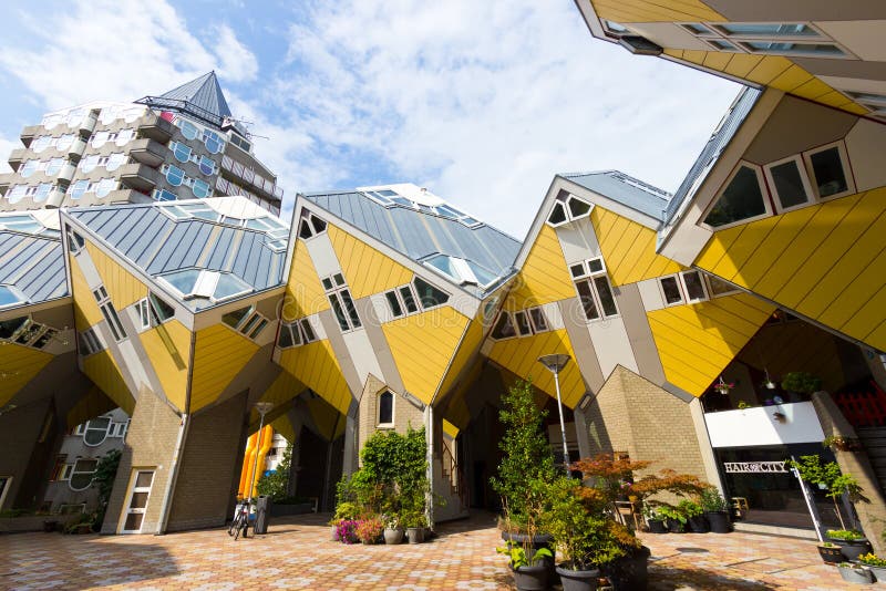 Casas do cubo de Rotterdam fotografia editorial. Imagem de cena - 40477287