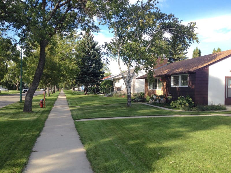Casas privadas en Winnipeg foto de archivo. Imagen de fachada 59326468