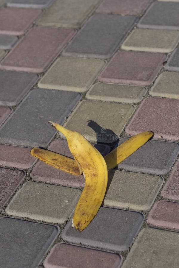 #7  Como não escorregar na casca de banana