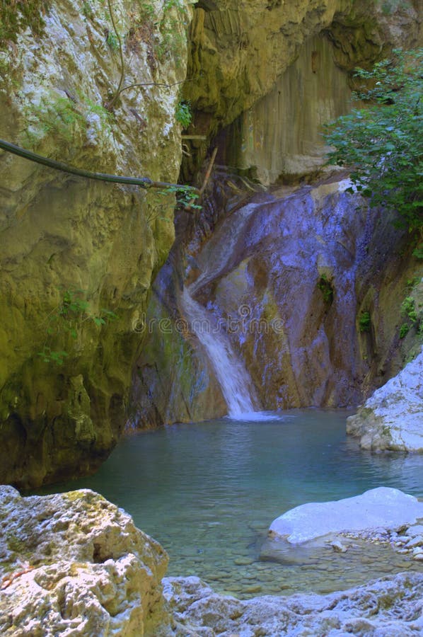 Cascada De Nydri, Lefkada, Grecia Foto de archivo - Imagen de grecia ...