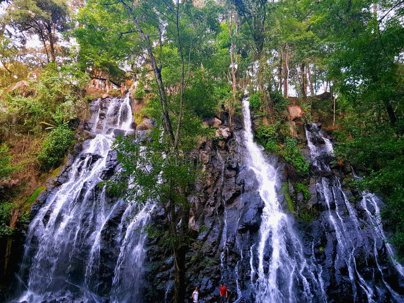 Cascada en Valle de Bravo México fotos de archivo Cascada en Valle de Bravo México fotos de archivo