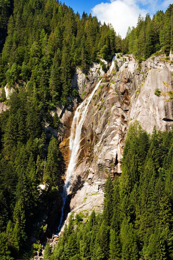 Cascada Regina del Lago - Adamello Trento Italia fotos de archivo libres de regalías Cascada Regina del Lago - Adamello Trento Italia fotos de archivo libres de regalías