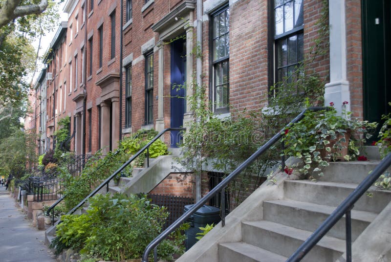 Case di Brooklyn immagine stock. Immagine di marrone 44891649