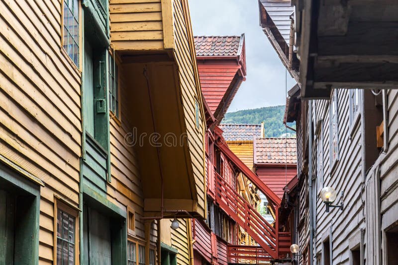 Case di Colorfull in Bryggen, Norvegia fotografia stock libera da diritti Case di Colorfull in Bryggen, Norvegia fotografia stock libera da diritti
