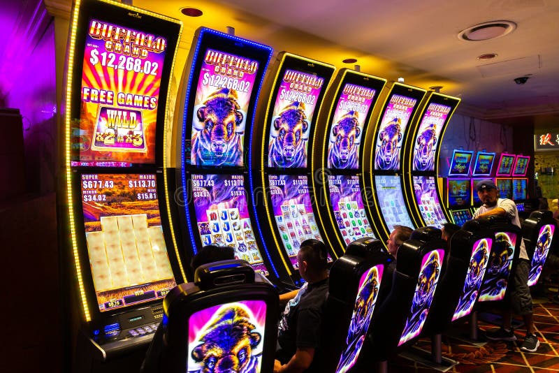 Casino Slot Machine in Las Vegas Editorial Photography - Image of luck, game:  184930812